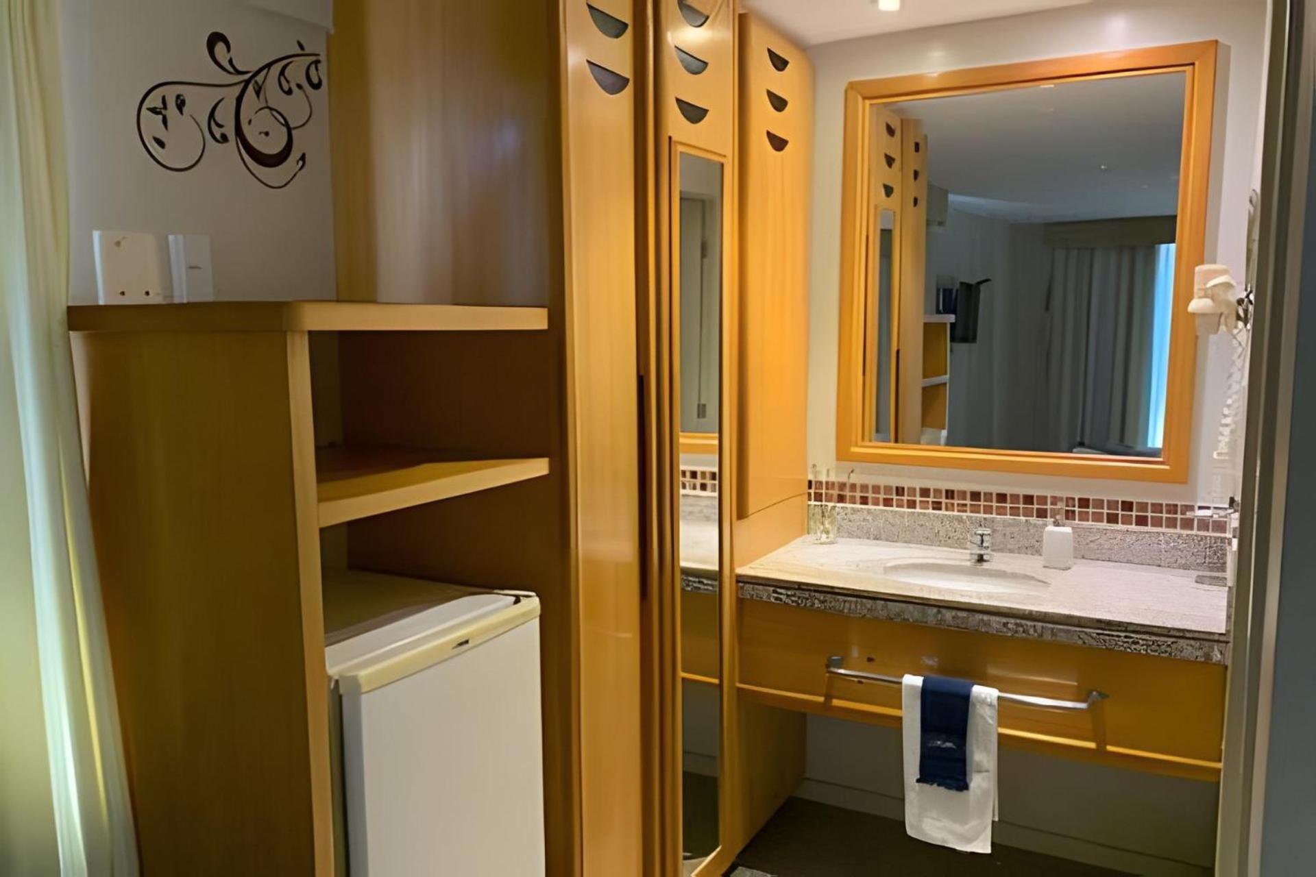 Hosts Br - Flat Beira Mar No Meireles Apartment *